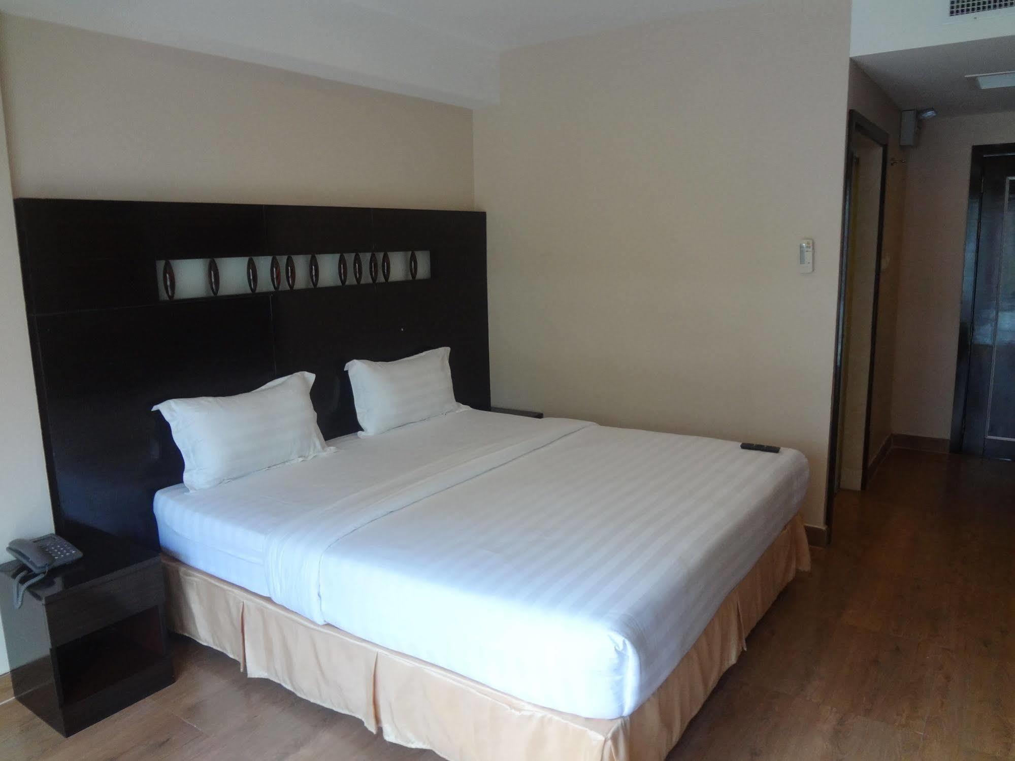 Land Royal Residence Pattaya Dış mekan fotoğraf